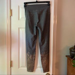 Beyond Yoga Alloy Ombre High Waisted Midi Legging Shiny Rose Gold
